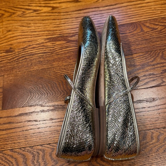 Veronica Beard Ellie Metallic Maryjane Ballet Flat in Platinum Gold Size 9 EUC - Picture 9 of 11